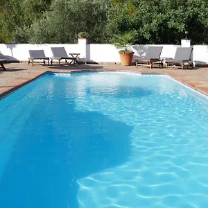 https://la-perla-blanca-couples-retreat.es-andalucia.com